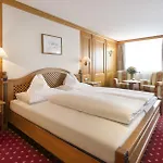 Hotel Edelweiss Hochsoelden Superior 4*