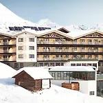Edelweiss Hochsoelden Superior 4*