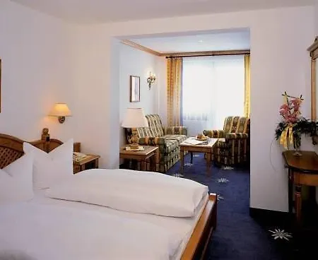Edelweiss Hochsoelden Superior ホテル 4*