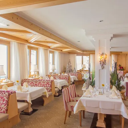 Edelweiss Hochsoelden Superior Hotel