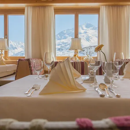 Edelweiss Hochsoelden Superior ホテル 4*