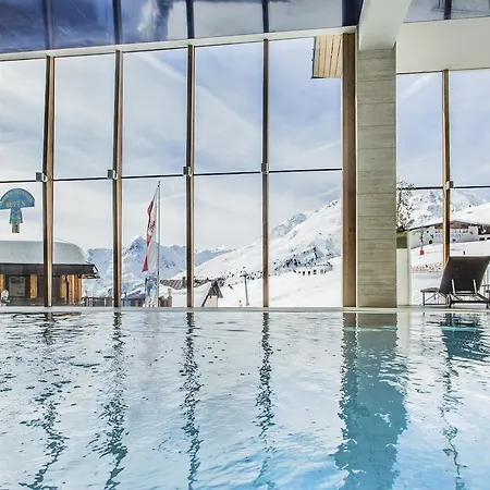 Edelweiss Hochsoelden Superior Hotel 4*