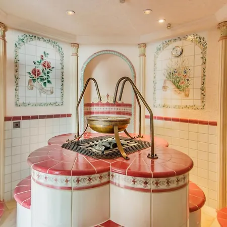 Edelweiss Hochsoelden Superior Hotel 4*