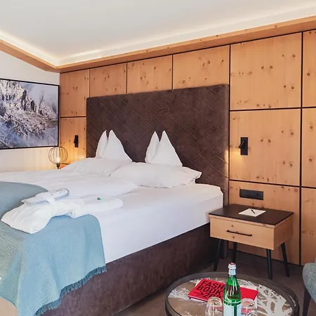 מלון Edelweiss Hochsoelden Superior 4*