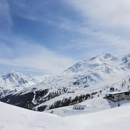 מלון Edelweiss Hochsoelden Superior 4*